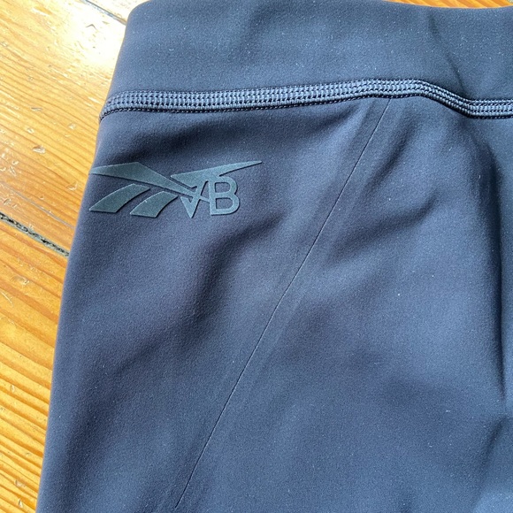 Victoria Beckham x Reebok Black Leggings with Slit-Hem - Picture 4 of 6